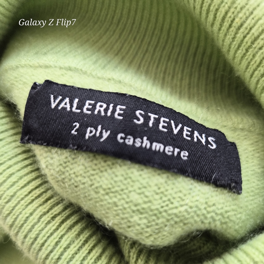 ​Valerie Stevens 2-Ply 100% Cashmere Turtleneck Sweater - Lime Green - Large - Picture 2 of 12